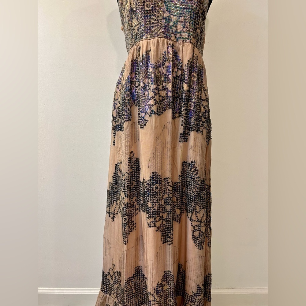 NWT Anthropologie Let Met Be Deep-V Dress in Neutral Motif Size Medium - Picture 5 of 16